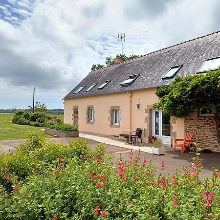 Au Calme A 10Mn Des Baies De Douarnenez Et Audierne Avec Cuisine A Disposition Mahalon Экстерьер фото