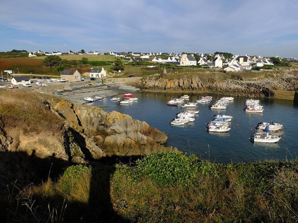 Au Calme A 10Mn Des Baies De Douarnenez Et Audierne Avec Cuisine A Disposition Mahalon Экстерьер фото